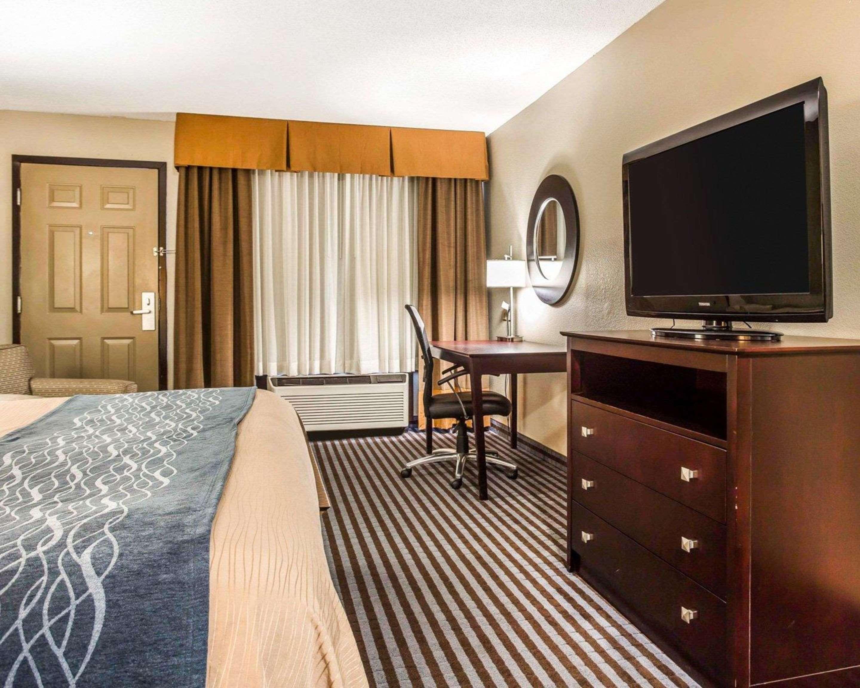 Comfort Inn & Suites Ballpark Area Smyrna Zewnętrze zdjęcie