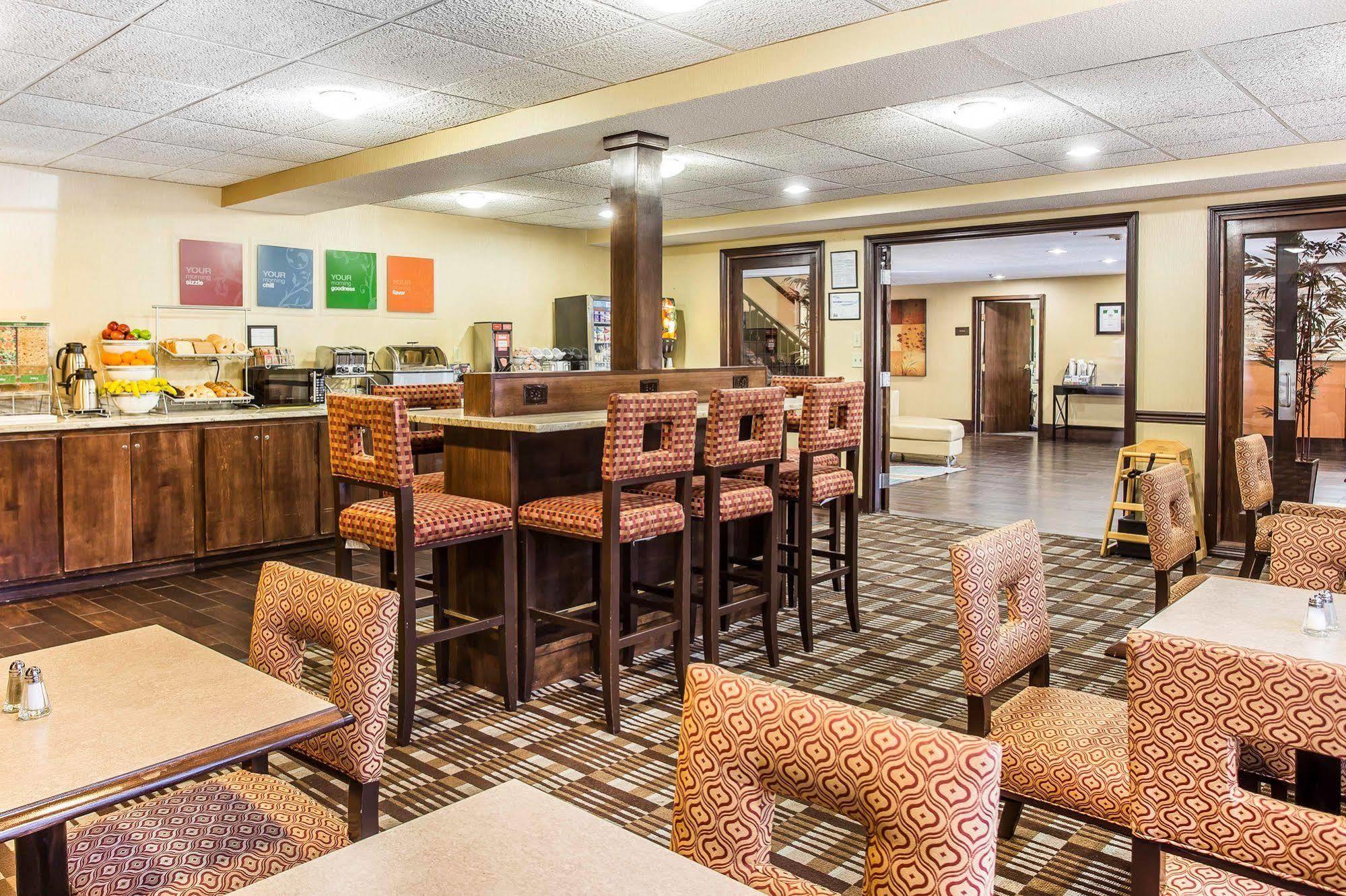 Comfort Inn & Suites Ballpark Area Smyrna Zewnętrze zdjęcie